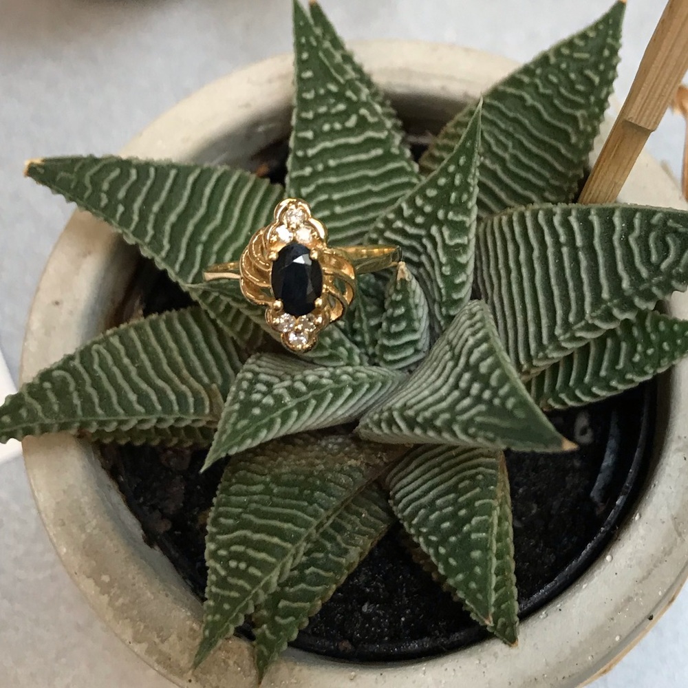 Blue Sapphire, Diamond and Gold Ring